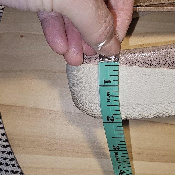 Size 7.5 FitFlop Rose Gold Suede Superskate Mule/Slide - Picture 8 of 11